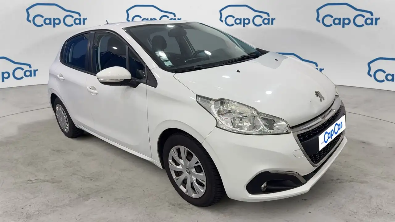Peugeot 208 208 — photo 28
