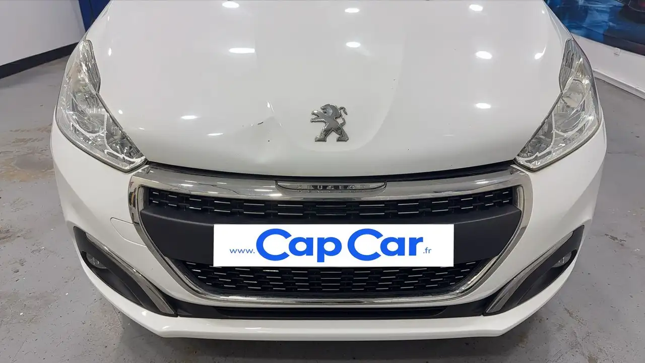 Peugeot 208 208 — photo 20