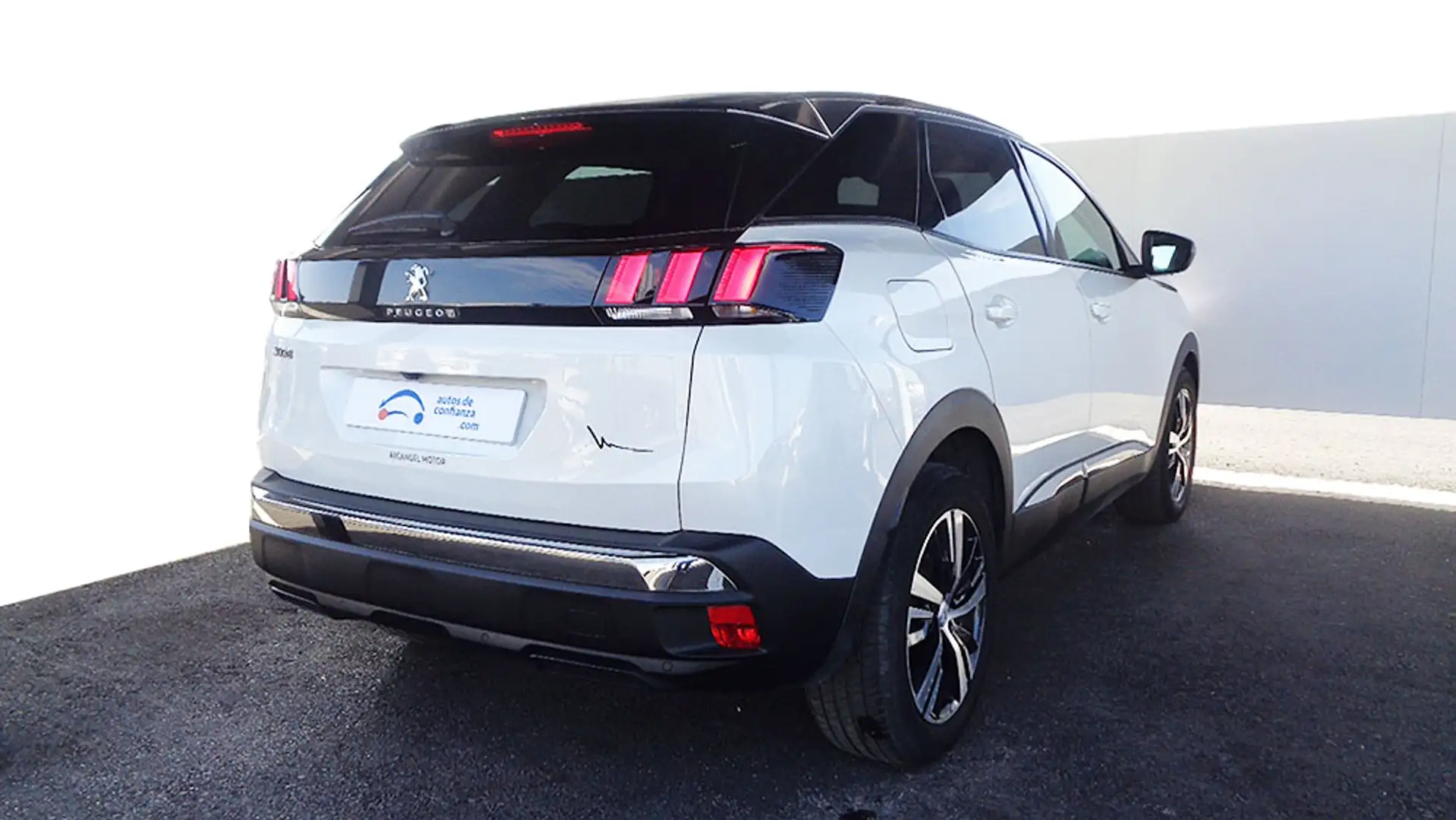 Peugeot 3008 1.5L BLUEHDI ALLURE S&S - 2