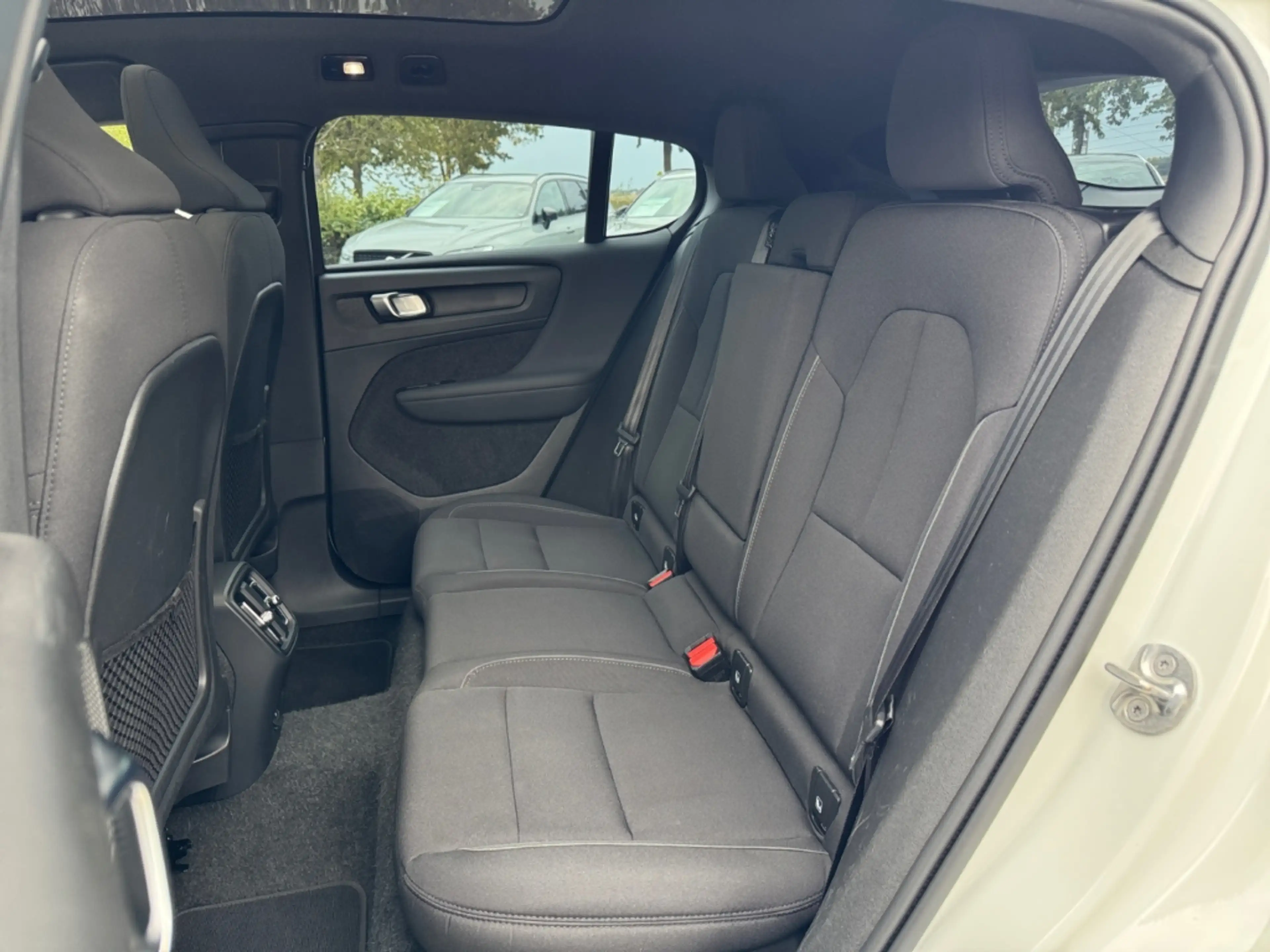 Volvo C40 Plus Recharge StandHZG Panorama Navi Digitales Coc — photo 11