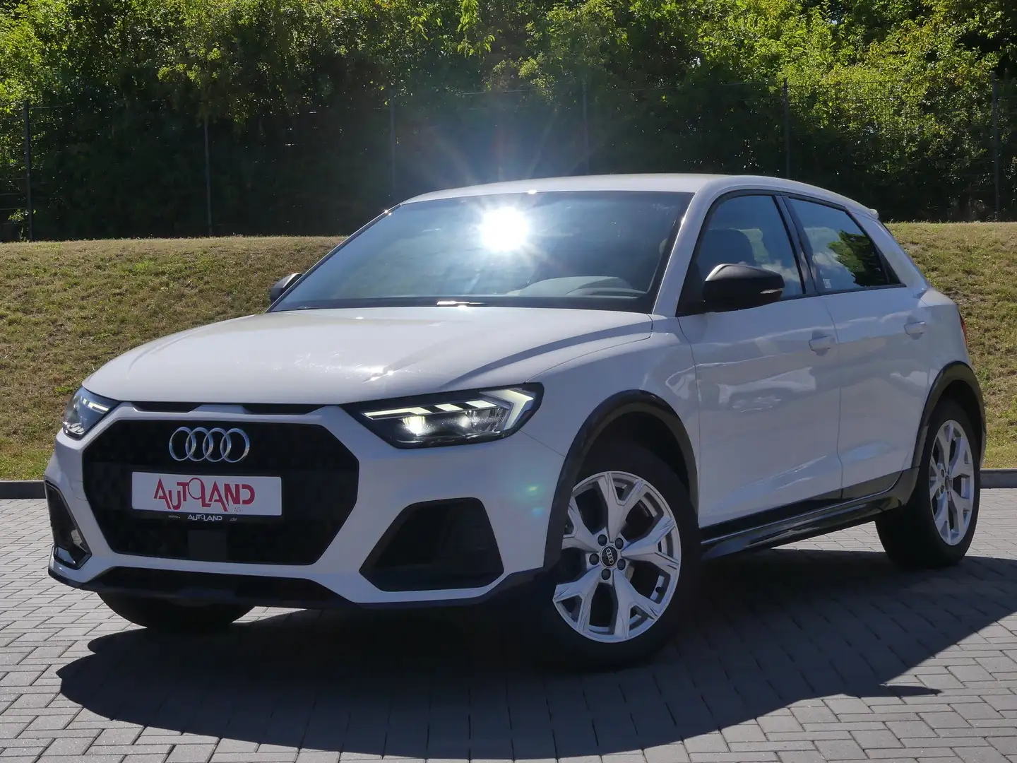 Audi A1 citycarver 30 TFSI LED Virtual Cockpit USB Weiß - 2