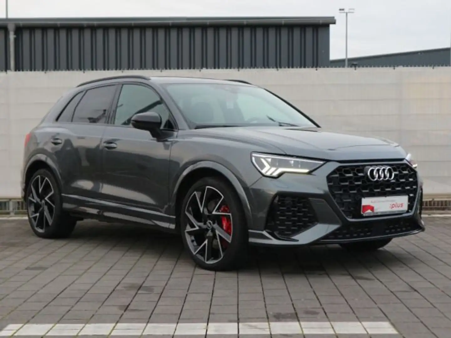 Audi RS Q3 quattro RS-SPORTAGA*280KM/H*ACC*360°*PANO Grijs - 2