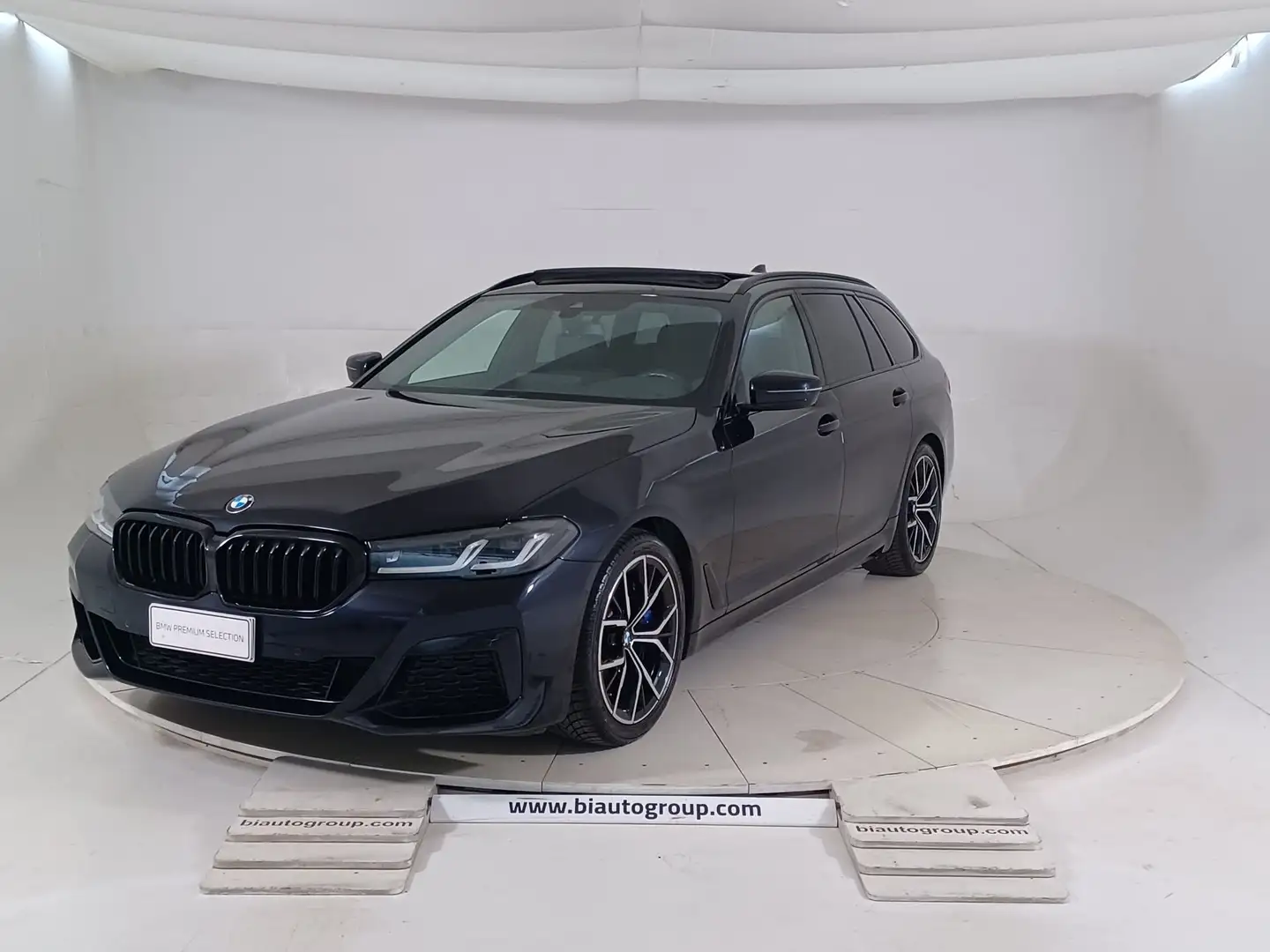 BMW 520 Serie 5 G31 2020 Touring LCI D 520d Touring mhev Azul - 1