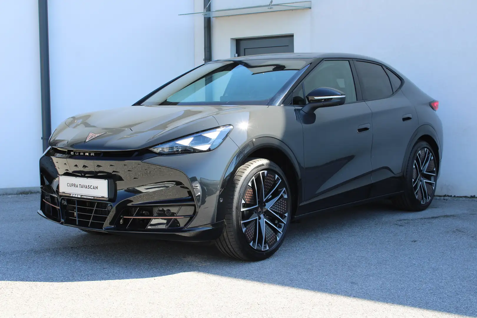 CUPRA Tavascan VZ Extreme 4Drive 250kW/340PS/VOLLAUSSTATTUNG! Grau - 2