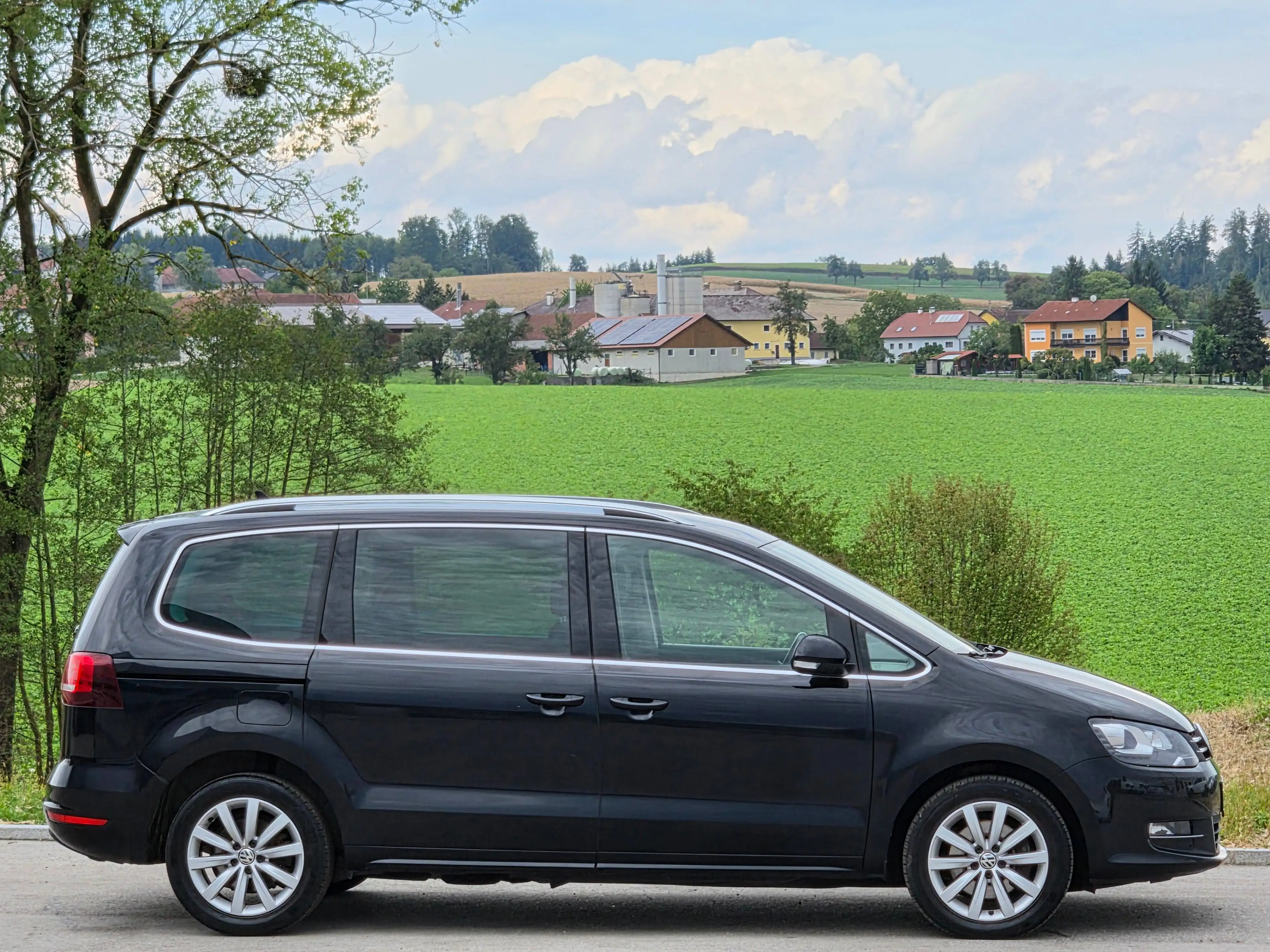 Volkswagen Sharan Highline* Automatik* Tempomat* Navi* Leder* Sitzheizung* — photo 6