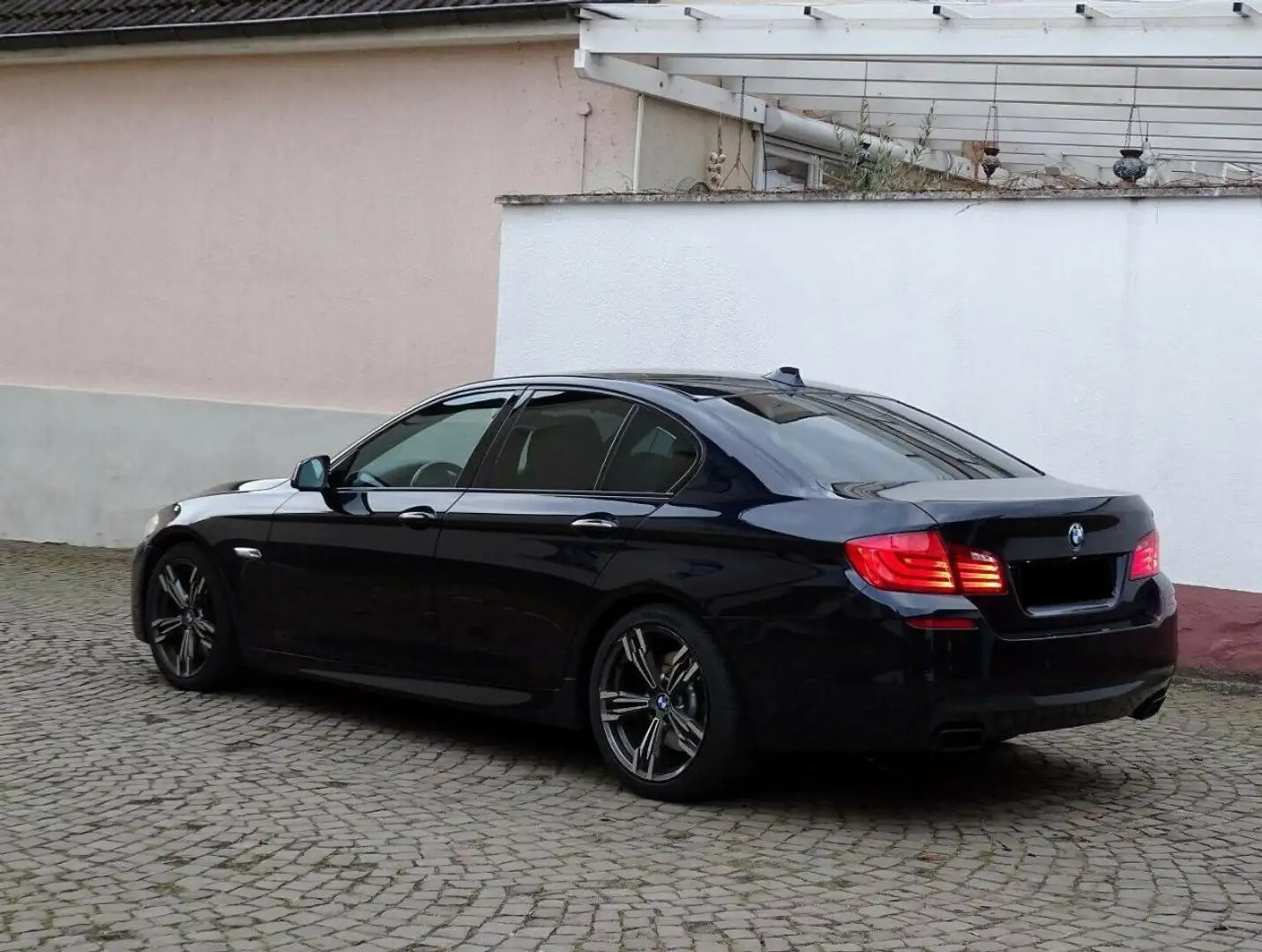 BMW 535 535d Aut. Schwarz - 2