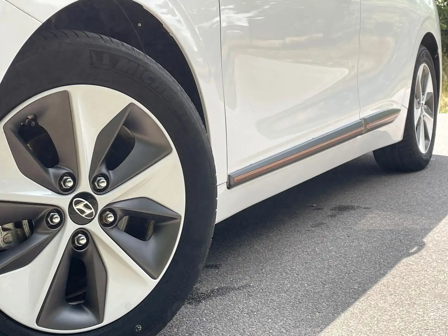 Hyundai IONIQ Ioniq Elektro Premium Bianco - 2