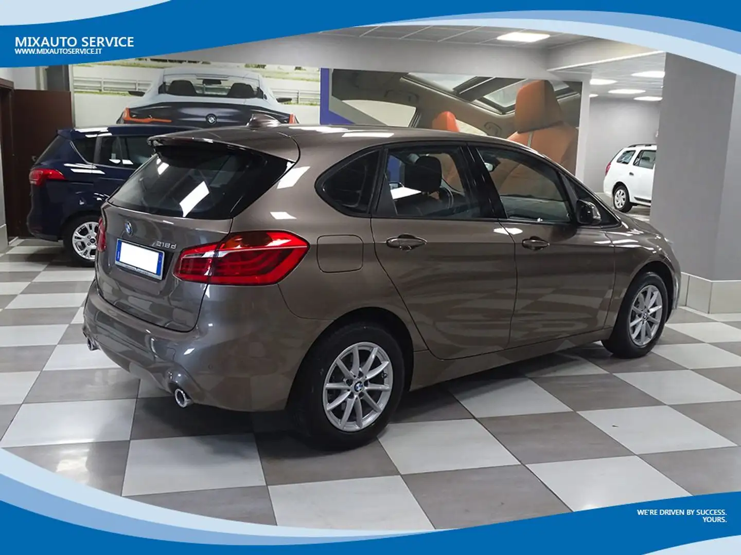 BMW 218 D Active Tourer Advantage AUT EU6 Grigio - 2