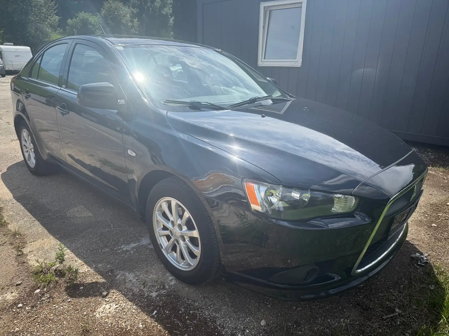Mitsubishi Lancer Zwart - 2