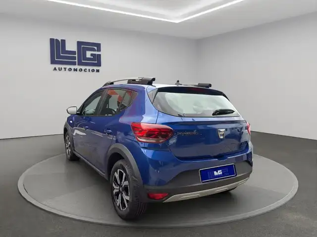 Dacia Sandero view 8