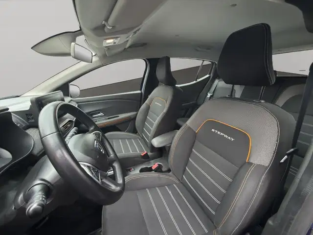 Dacia Sandero view 16