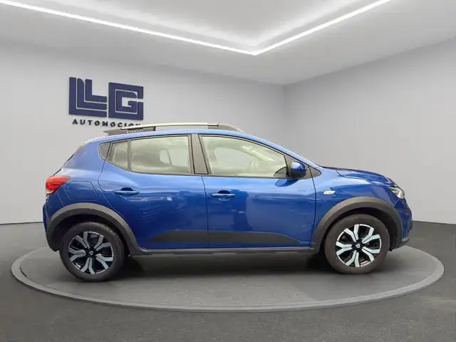 Dacia Sandero view 5