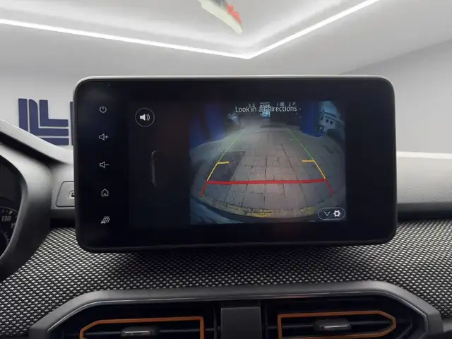 Dacia Sandero view 13
