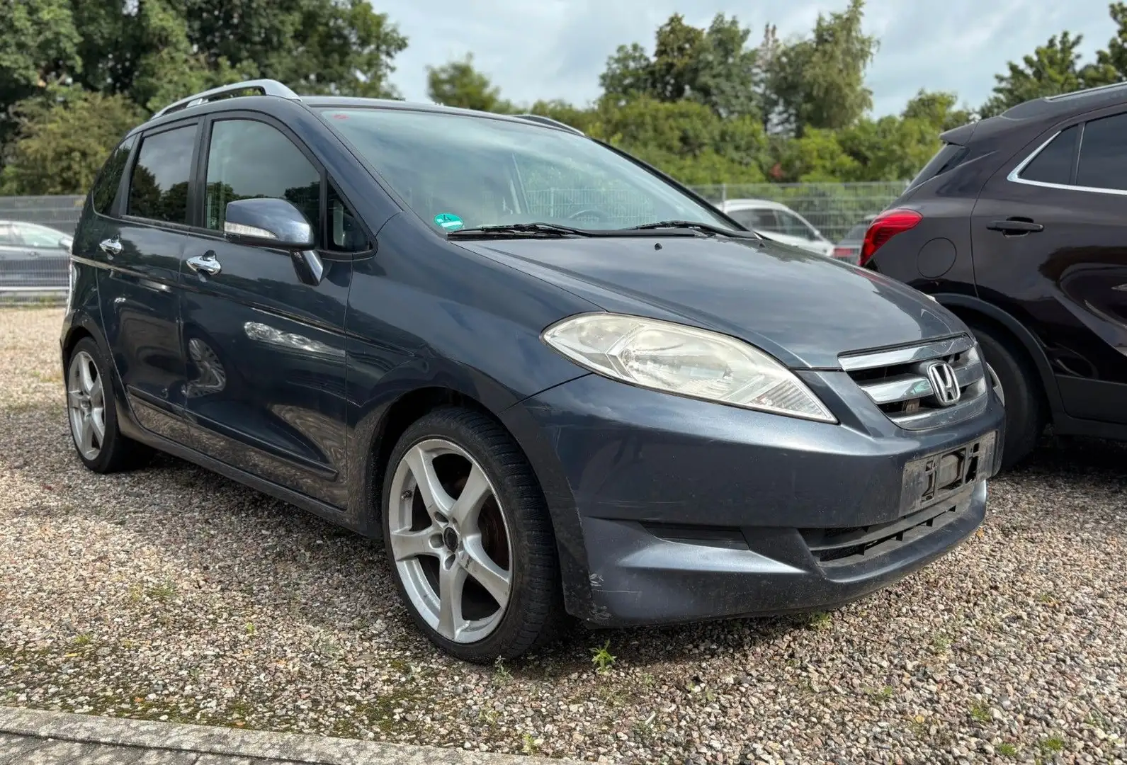 Honda FR-V 2.2 CTDi Comfort Klima / 6 Sitzer HU:09/26 Šedá - 2