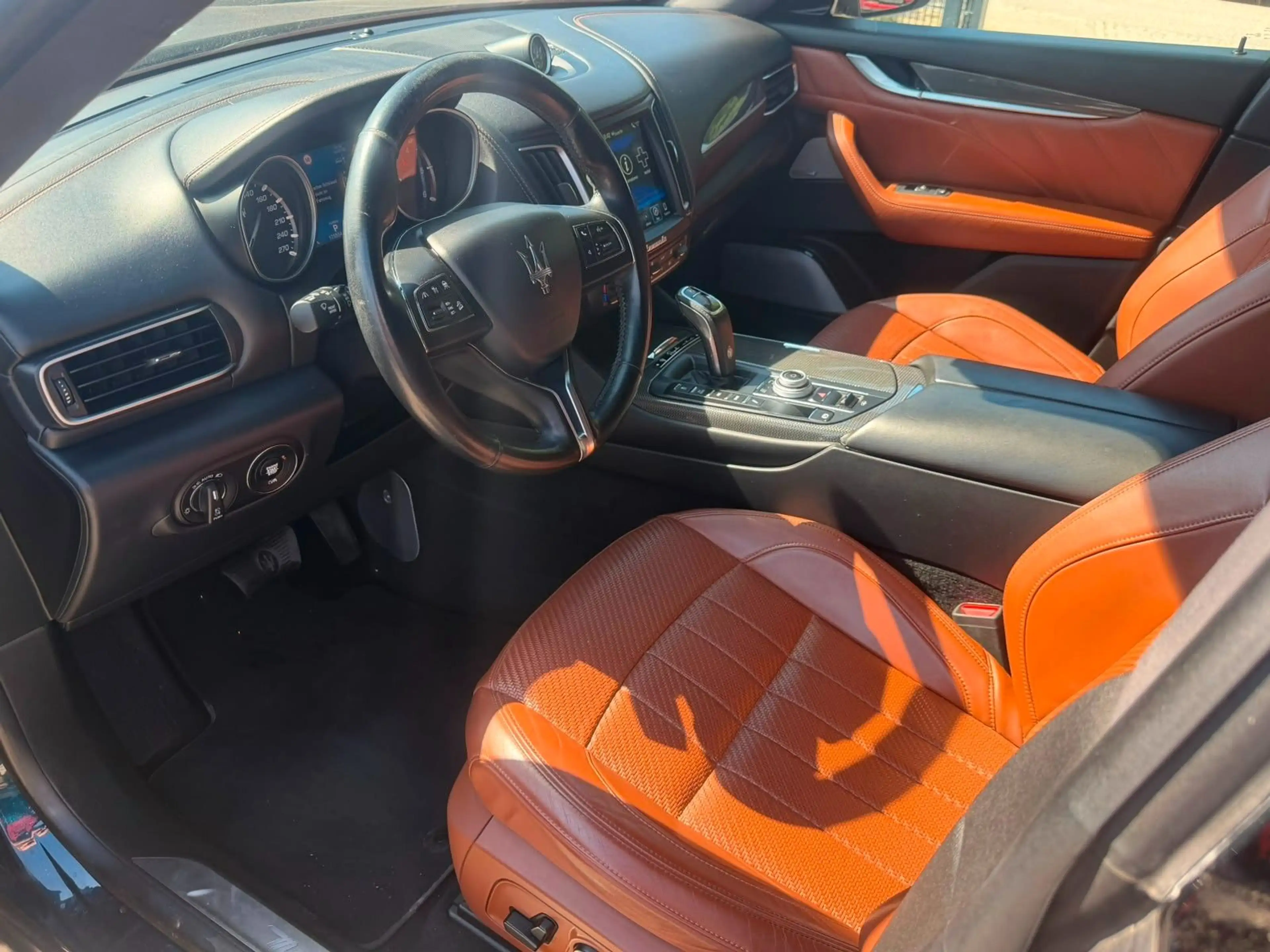Maserati Levante GranSport Diesel  Kamera Navi Xenon — photo 10