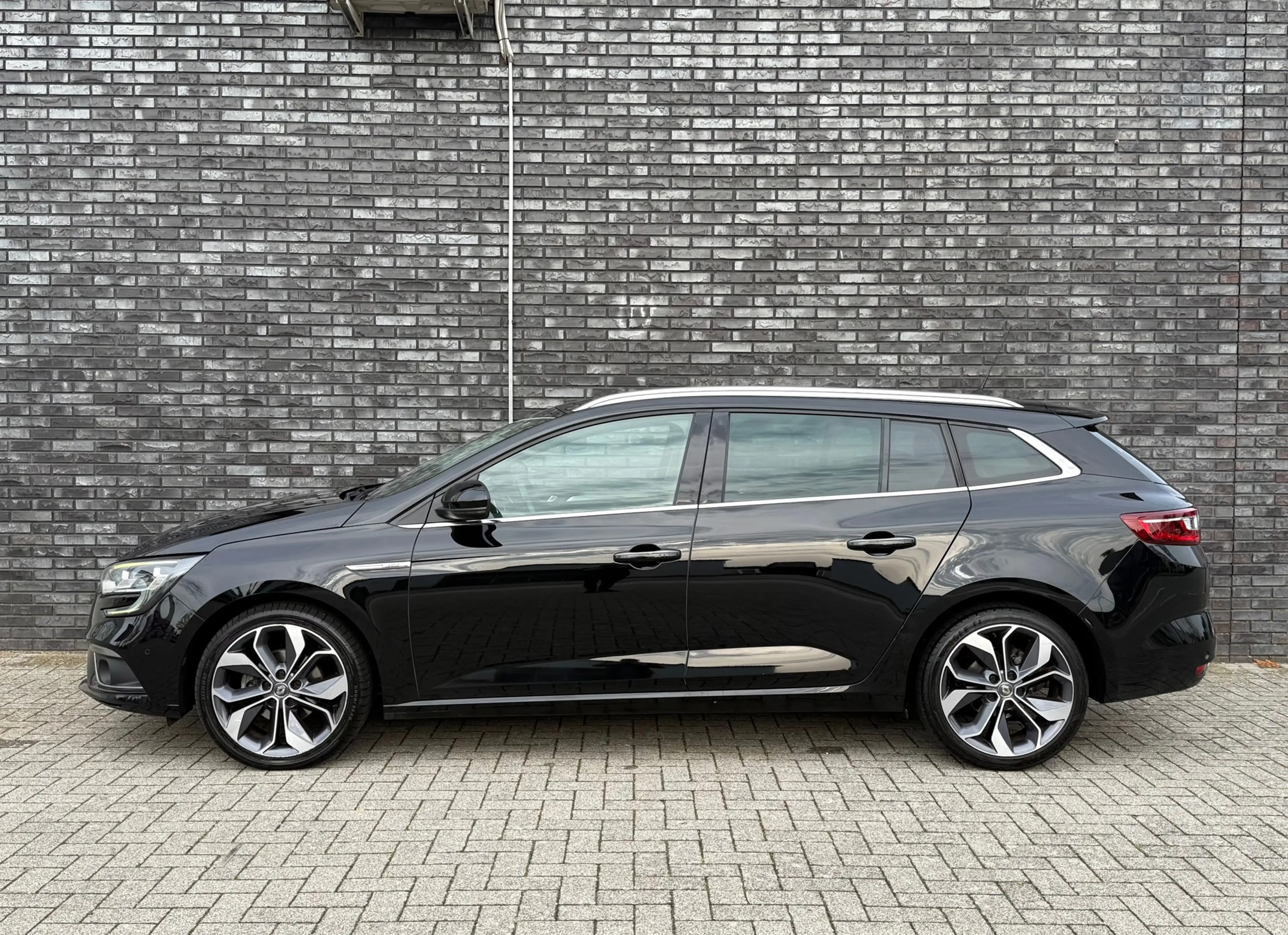 Renault Megane Estate 1.3 TCe Bose Massage|Stoelverw|Camera|BSW|L — photo 9