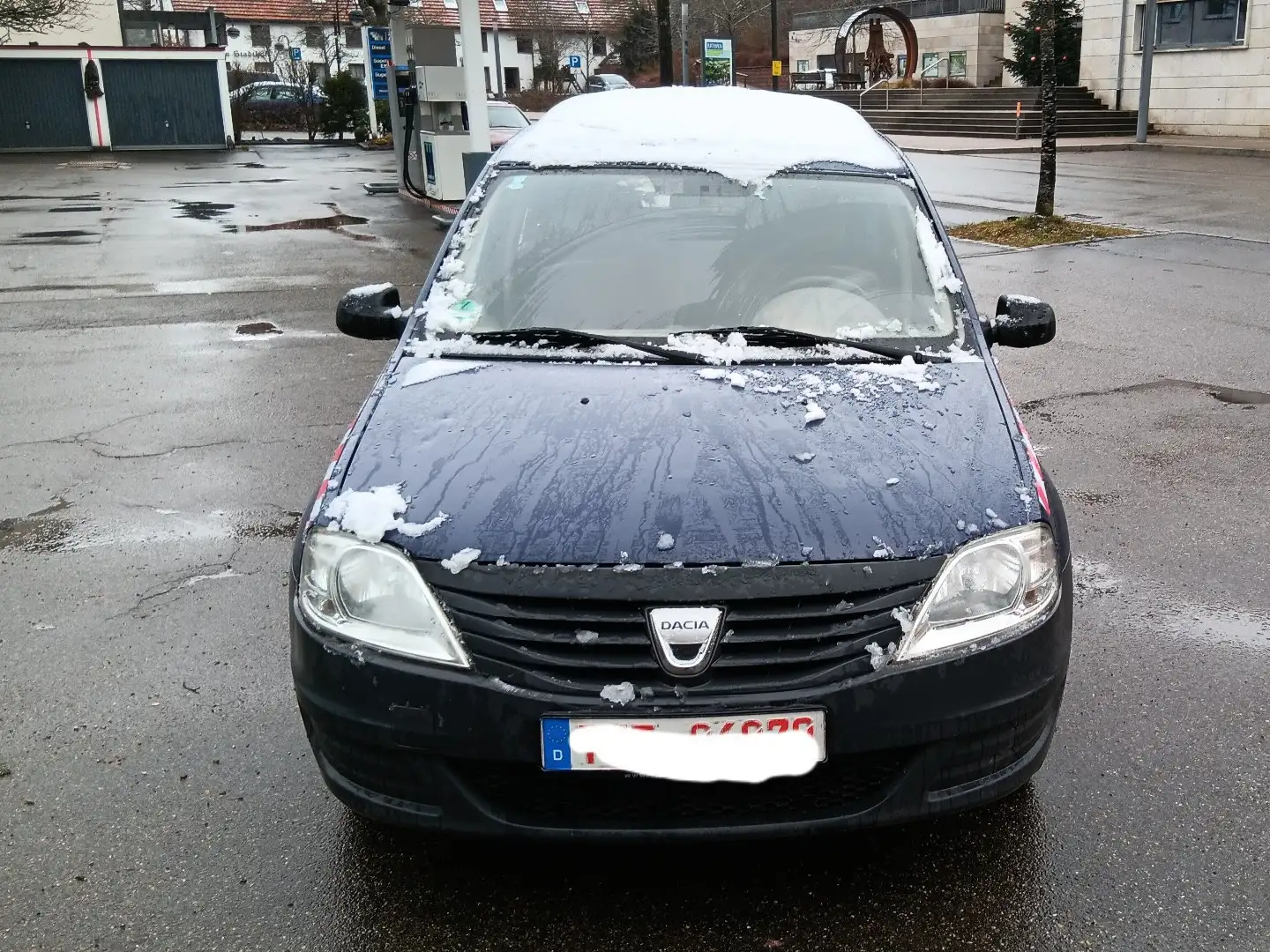 Dacia Logan Basis 1.4 Liter Benzin Euro 4 75PS Bj 2009 2 Hand Blau - 2