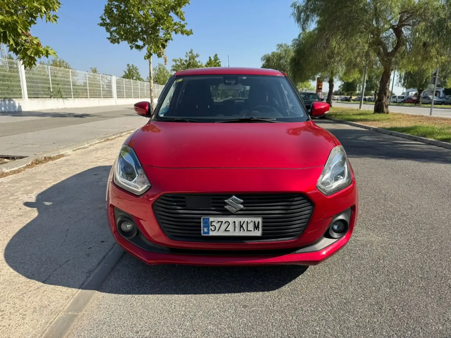 Suzuki Swift 1.2 GLE EVAP Rouge - 2