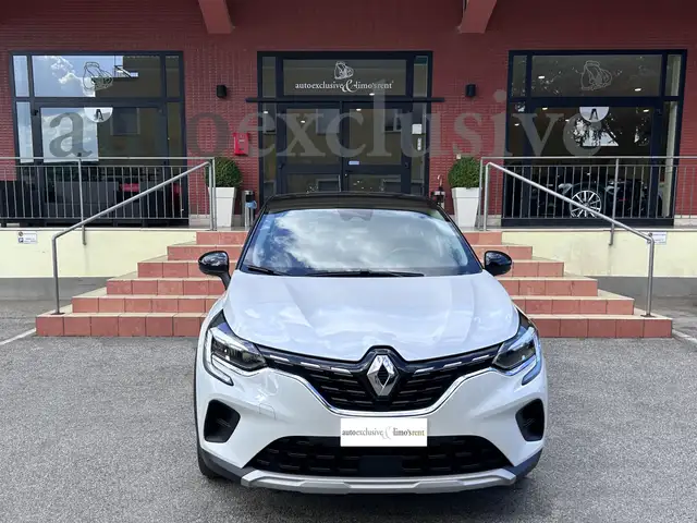 Renault Captur view 2