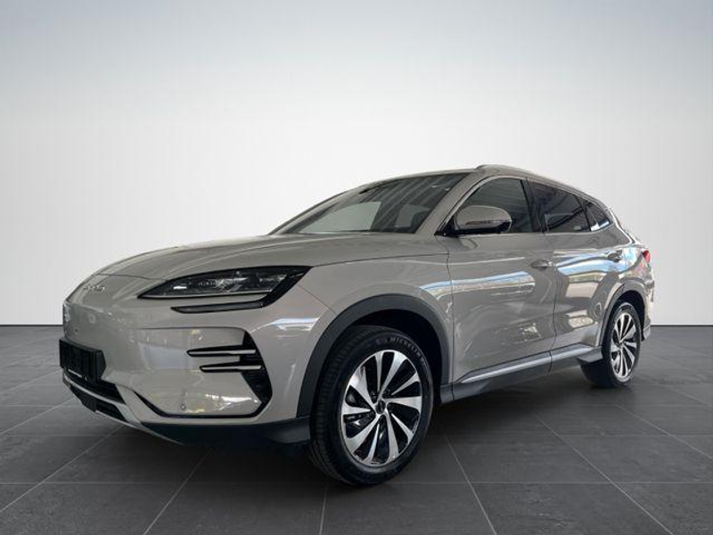 BYD Seal U DM-i Design AWD /360°/HUD/SHZ/PANO-DA 238 kW (3...