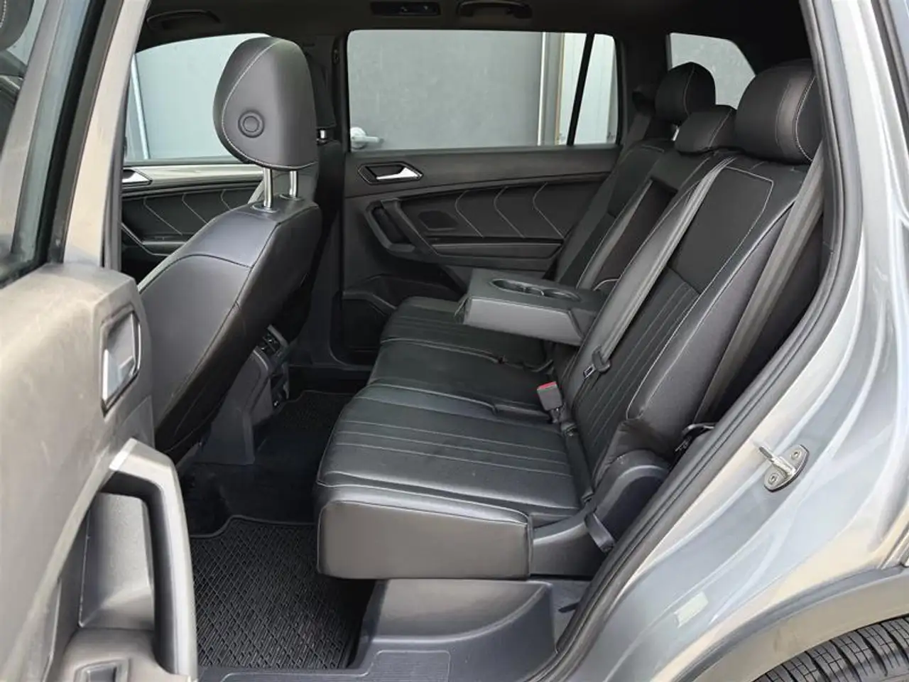 Volkswagen Tiguan снимка Volkswagen Tiguan