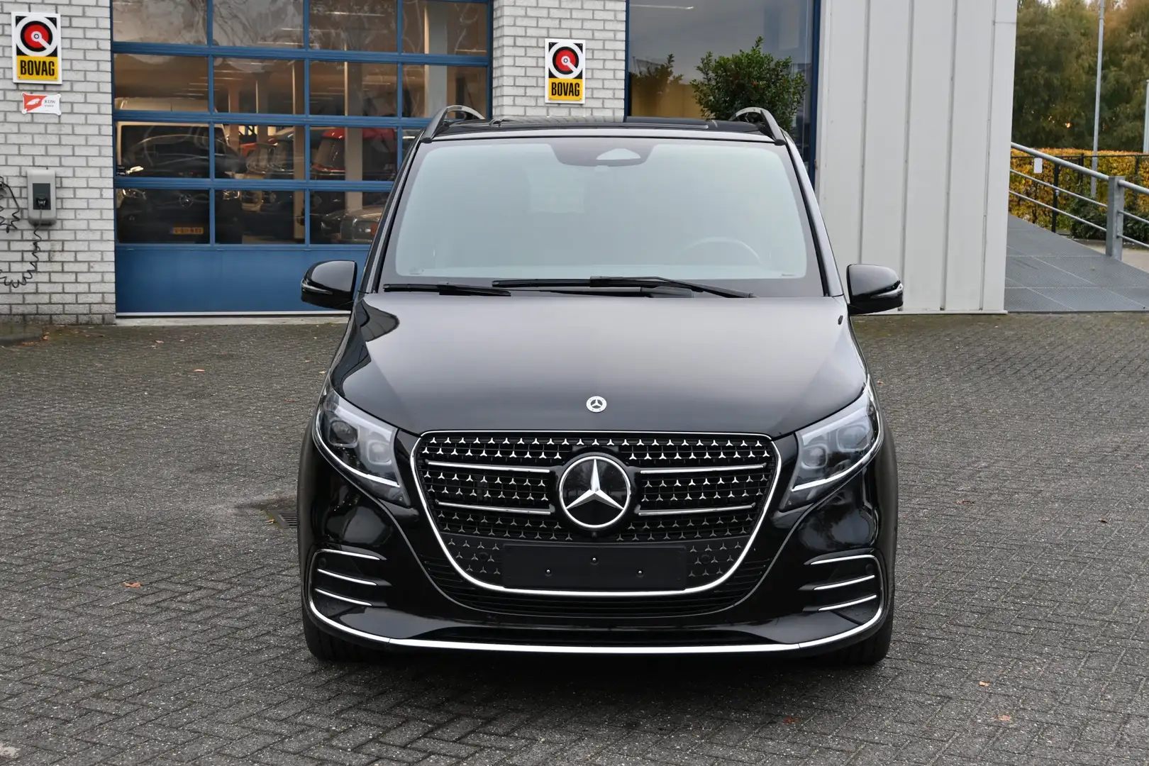 Mercedes-Benz V 300 300d 4-Matic AMG DC L3 XL Elektrische schuifdeuren Noir - 2