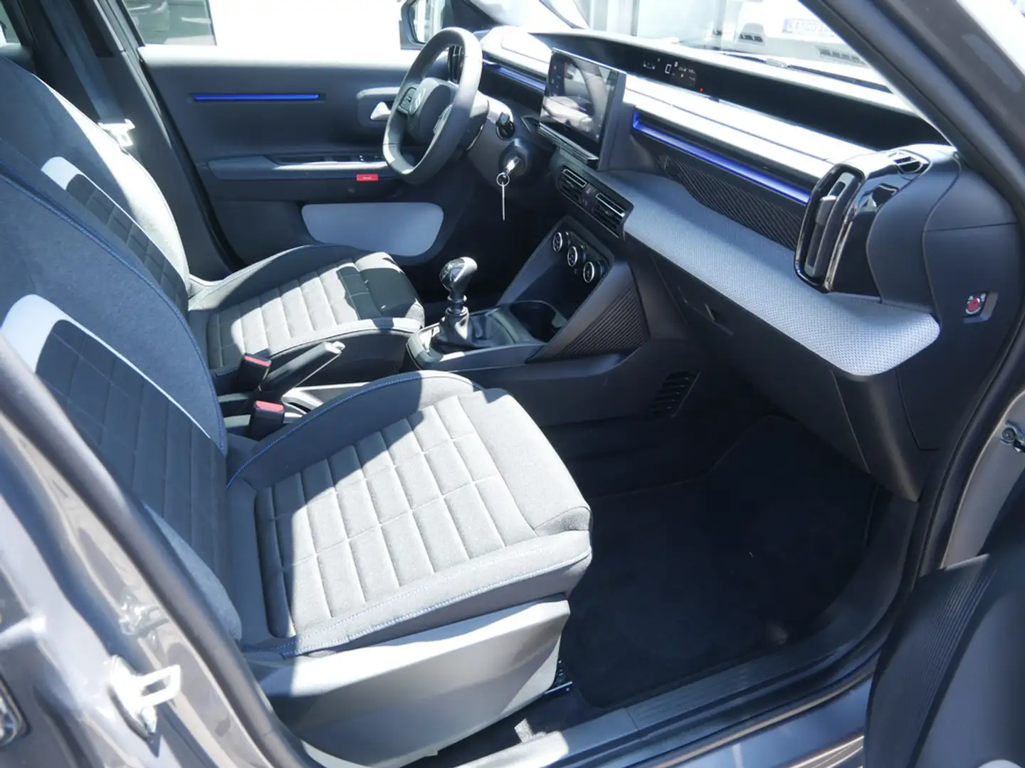 Citroen C3 Turbo 100 Plus KLIMA PDC LED SCHEINWERFER Gris - 2