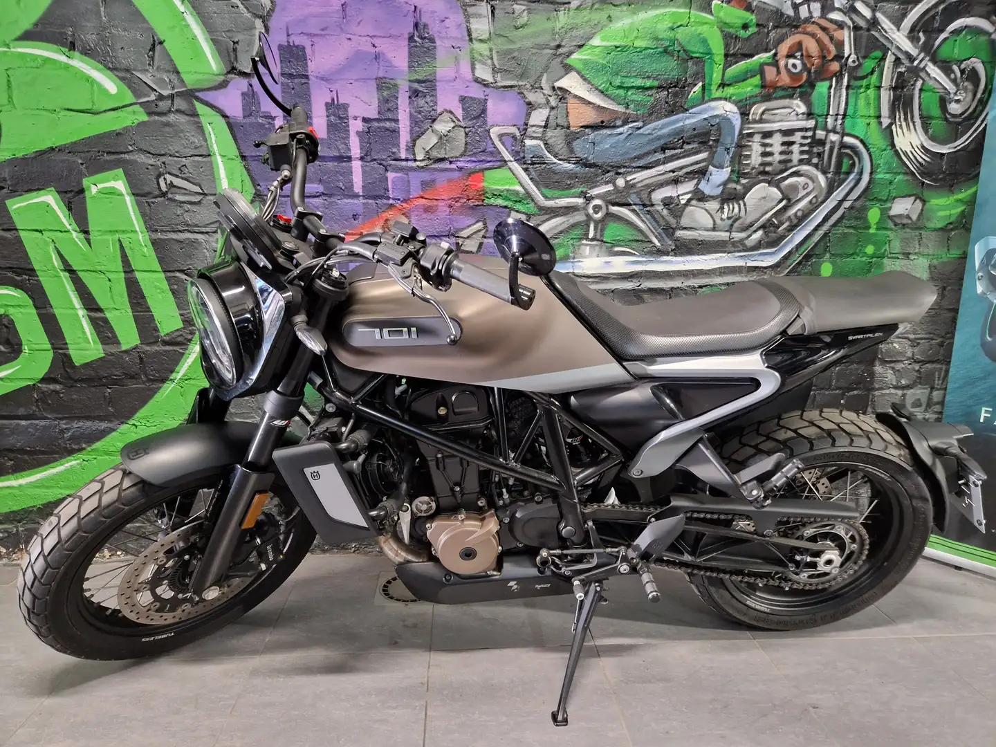 Husqvarna Svartpilen Svartpilen 701 Beige - 1