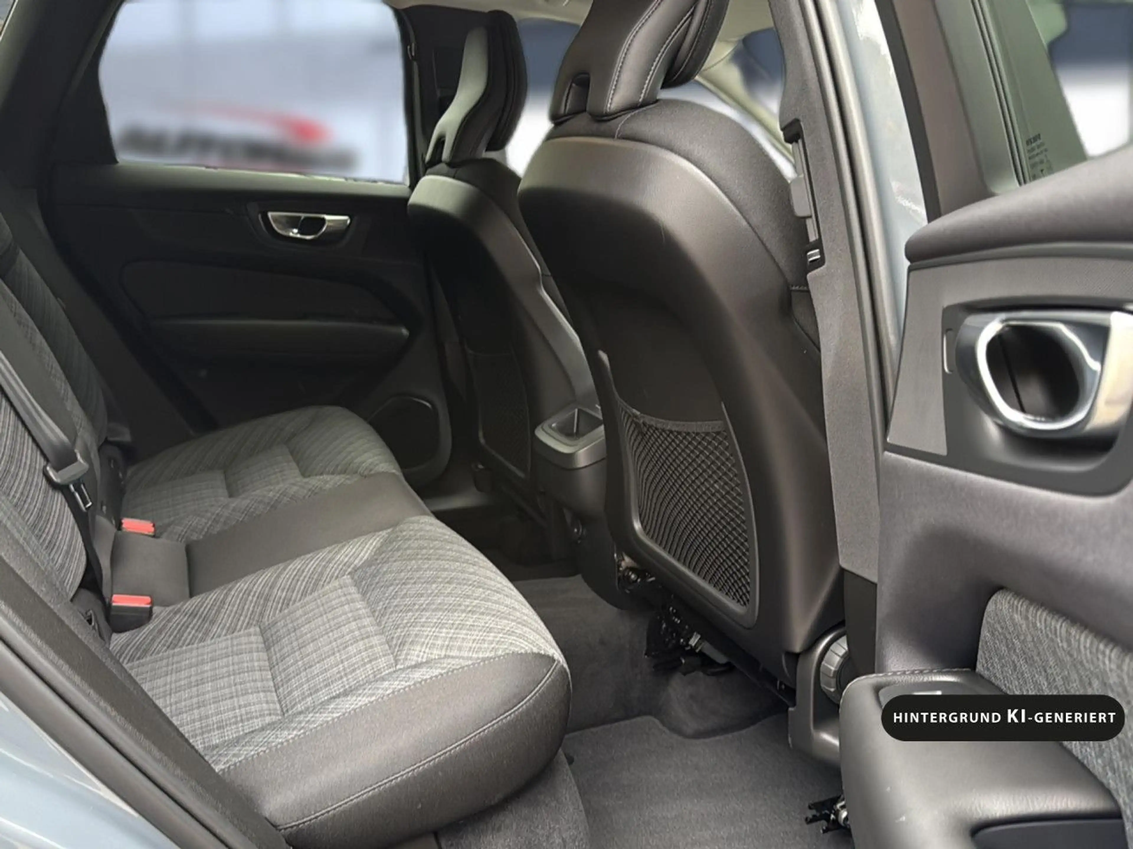 Volvo XC60 B4 (Benzin) Core 2WD Automatik Bluetooth Navi — photo 30