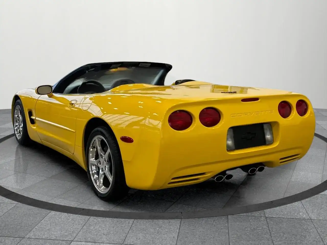 Chevrolet Corvette снимка Chevrolet Corvette