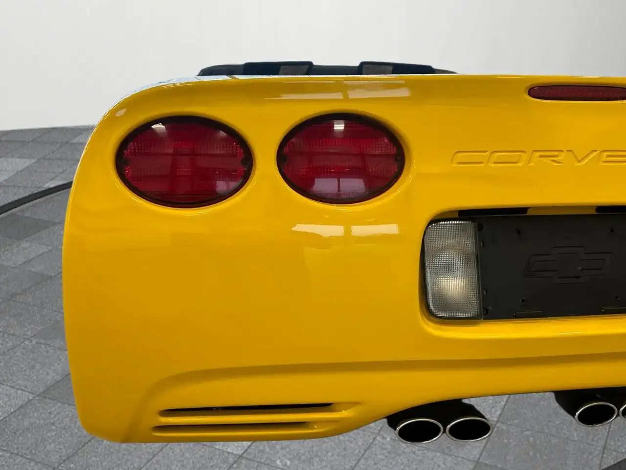 Chevrolet Corvette снимка Chevrolet Corvette