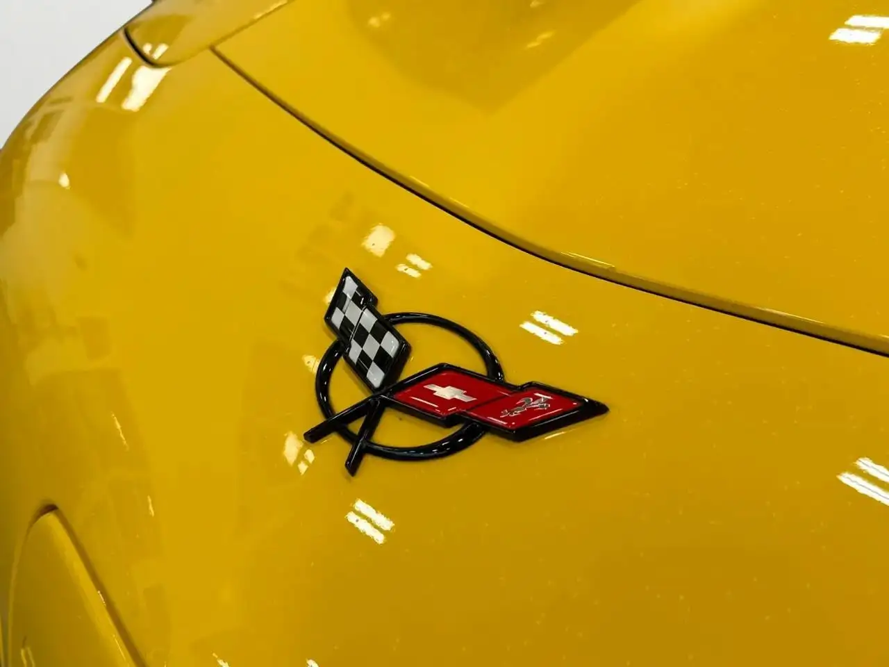 Chevrolet Corvette снимка Chevrolet Corvette