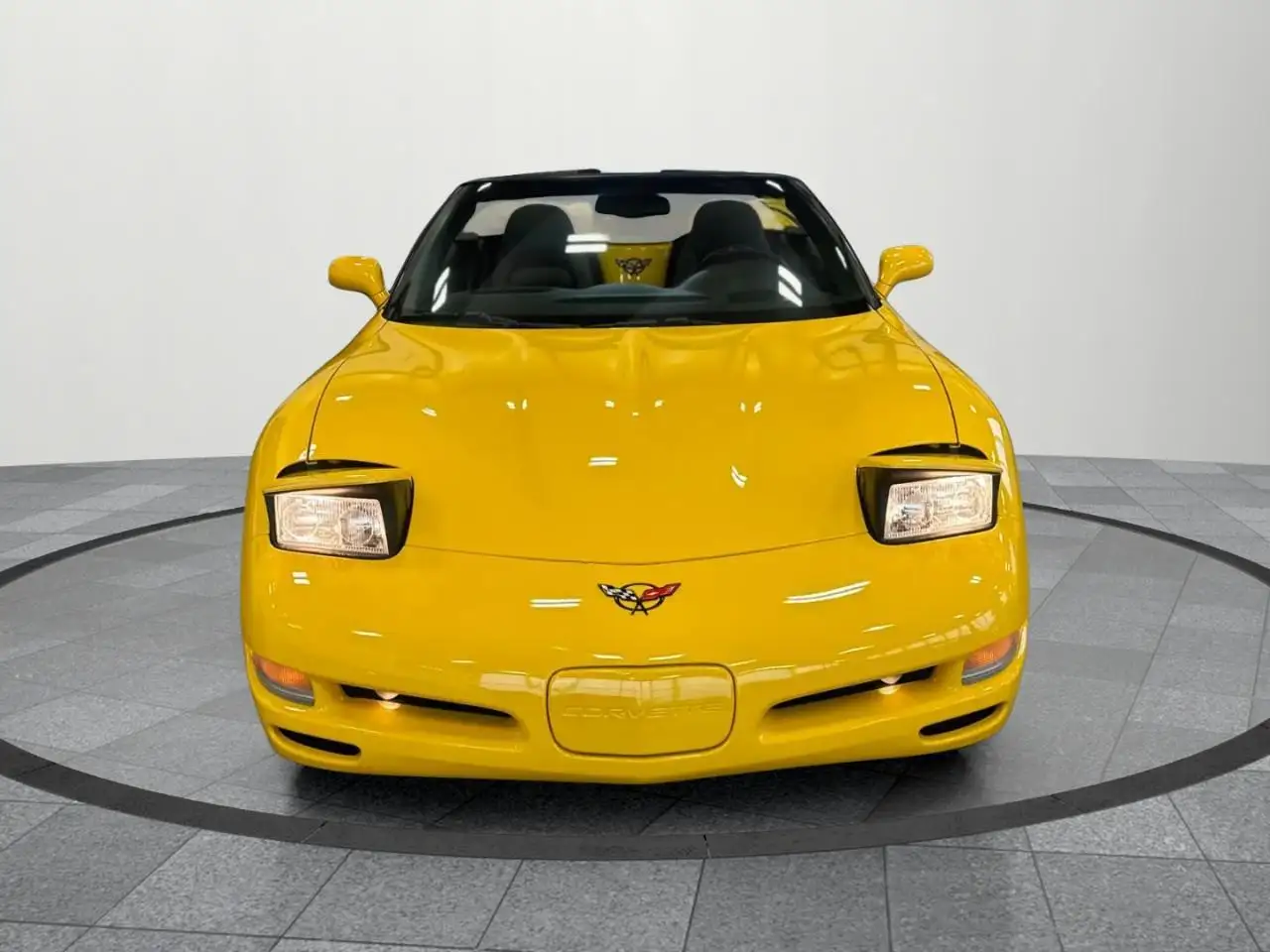 Chevrolet Corvette снимка Chevrolet Corvette