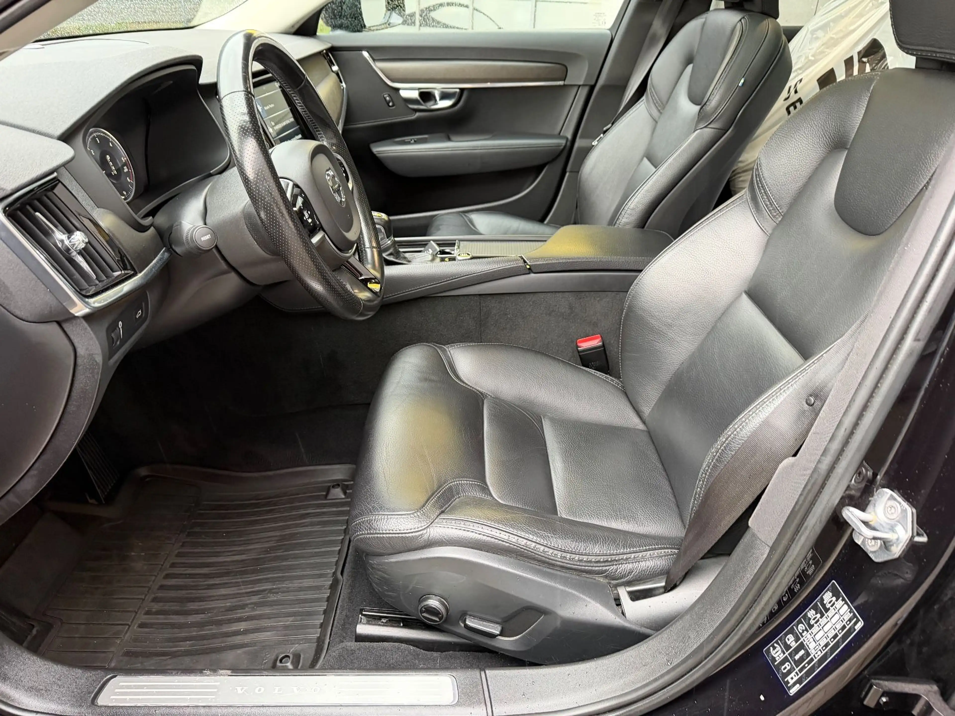 Volvo V90 Cross Country AWD/HEAD UP/ALLRAD/LEDER/8xBRF — photo 11