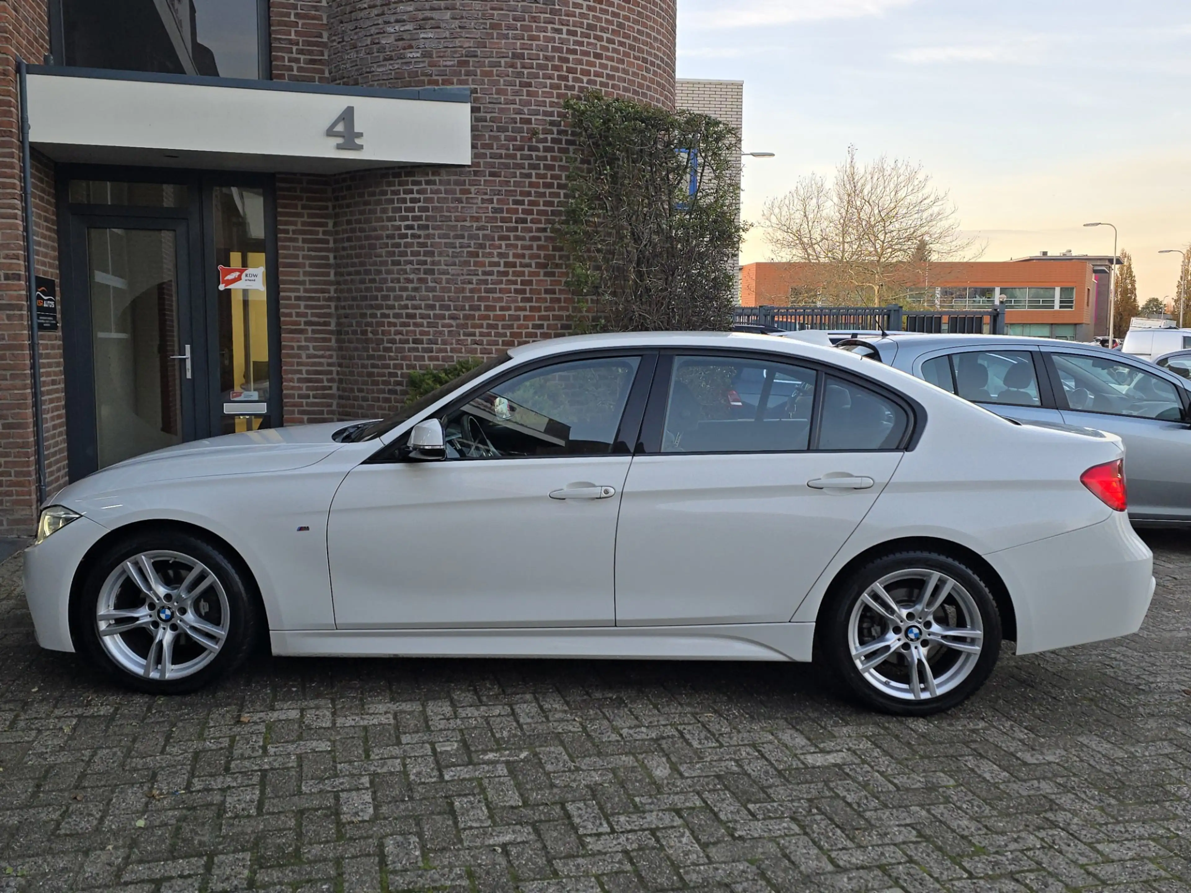 BMW 316 3-serie 316i Executive M Nap |Clima |Navi |Led — photo 14