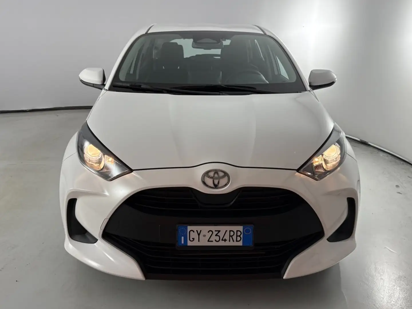 Toyota Yaris 1.5 Hybrid Active Bianco - 2