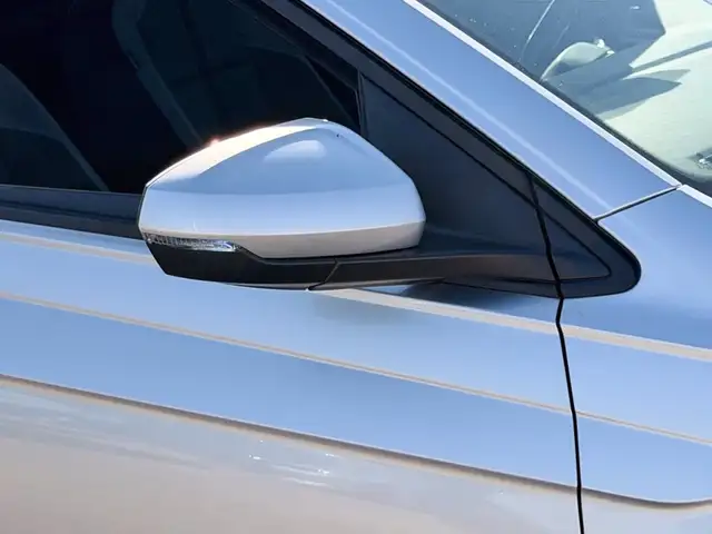 Volkswagen Polo view 16