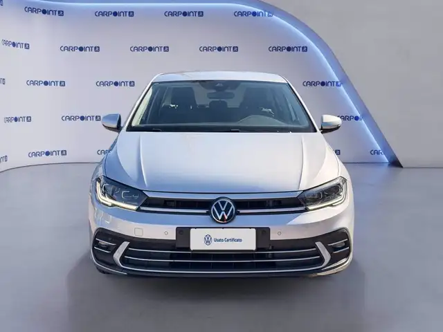 Volkswagen Polo view 3