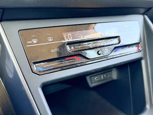 Volkswagen Polo view 25