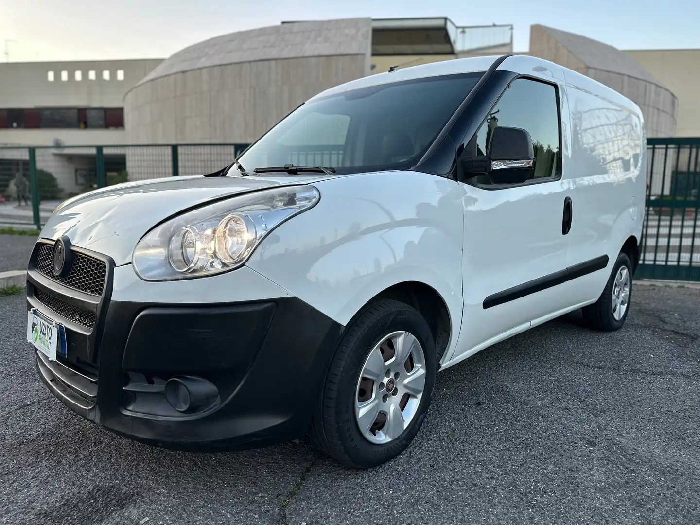 Fiat Doblo 1.3Mjt 90cv MOTORE RIFATTO CON 10.000km e fattura! Bianco - 1