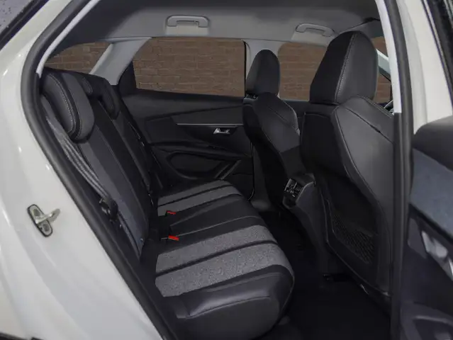 Peugeot 3008 view 10