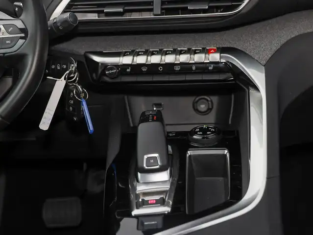 Peugeot 3008 view 13
