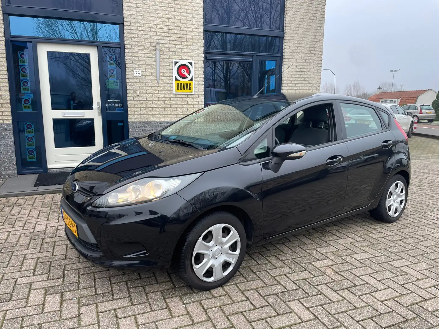 Ford Fiesta 1.25 Titanium-NL auto-airco-zuinig-5deurs Nero - 2