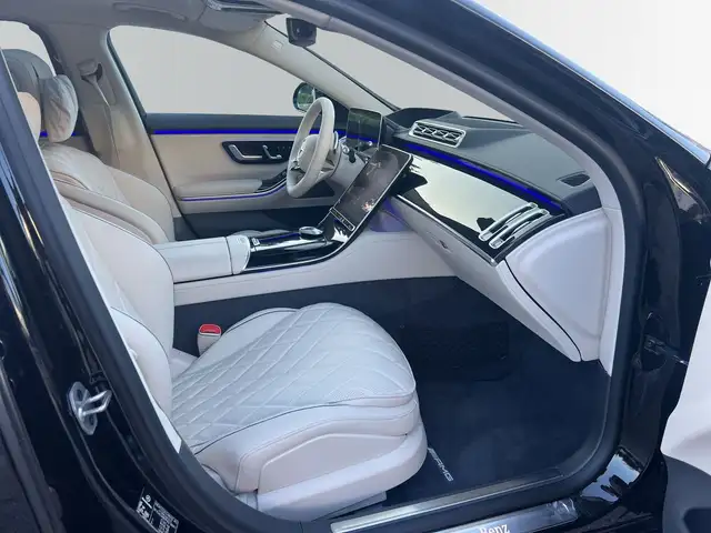 Mercedes-Benz S Class view 9