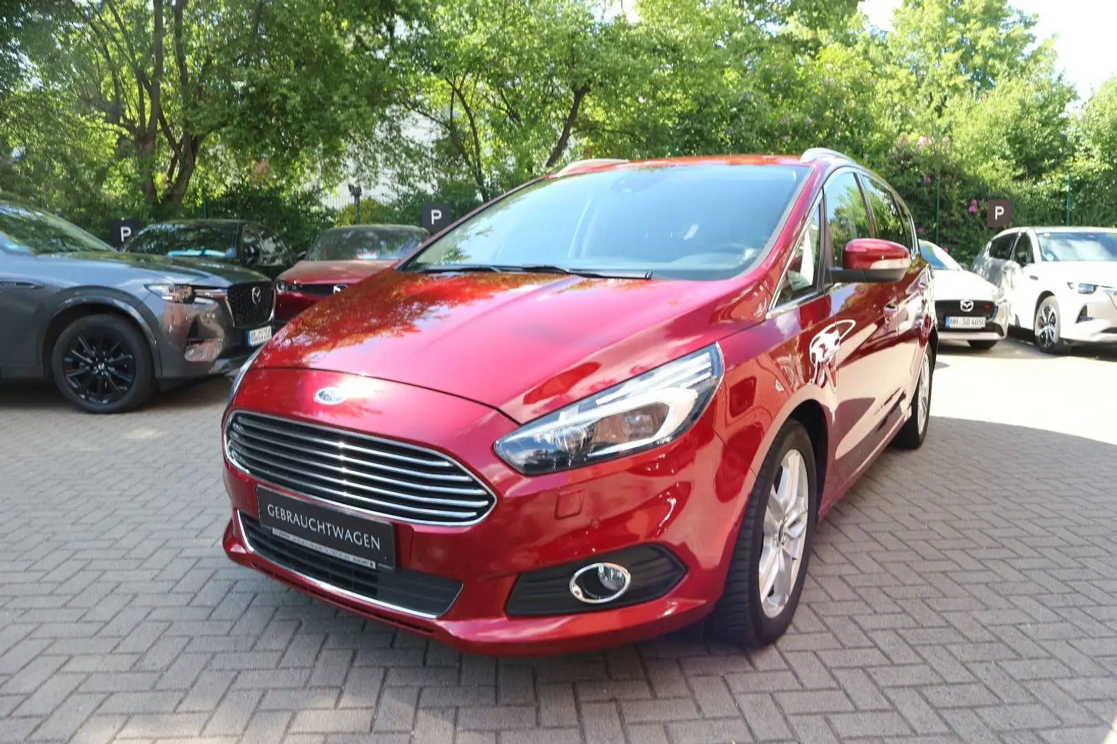 Ford S-Max 2.0 TDCI Titanium 7-SITZER/AHK/LED/NAV/KAM Red - 2
