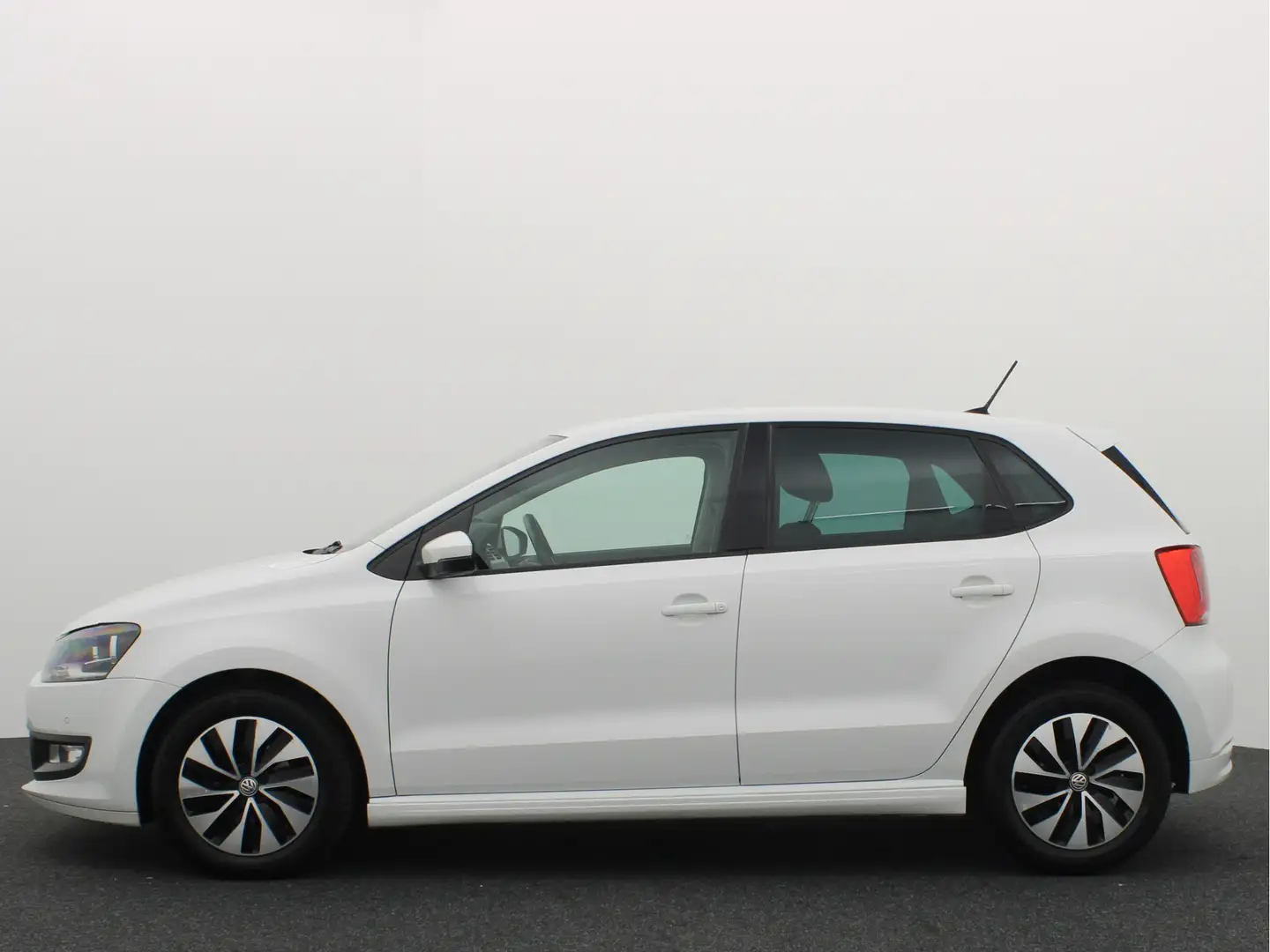 Volkswagen Polo 1.0 BlueMotion Edition AUTOMAAT / NAVI / AIRCO / C Weiß - 2