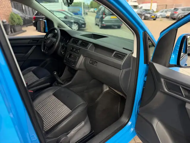 Volkswagen Caddy view 27