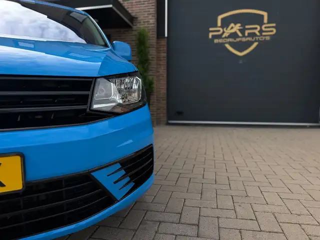 Volkswagen Caddy view 5
