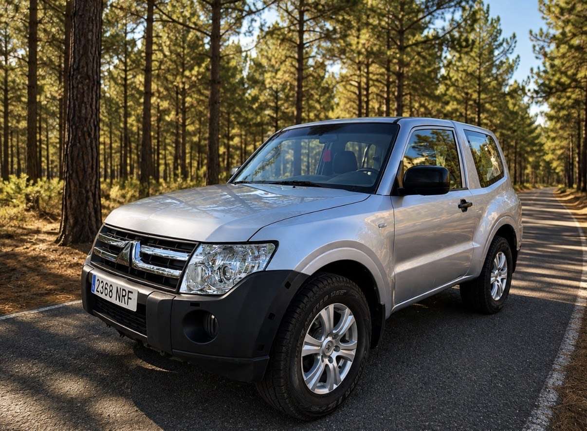 Mitsubishi Montero 3.2DI-D Motion - foto 1