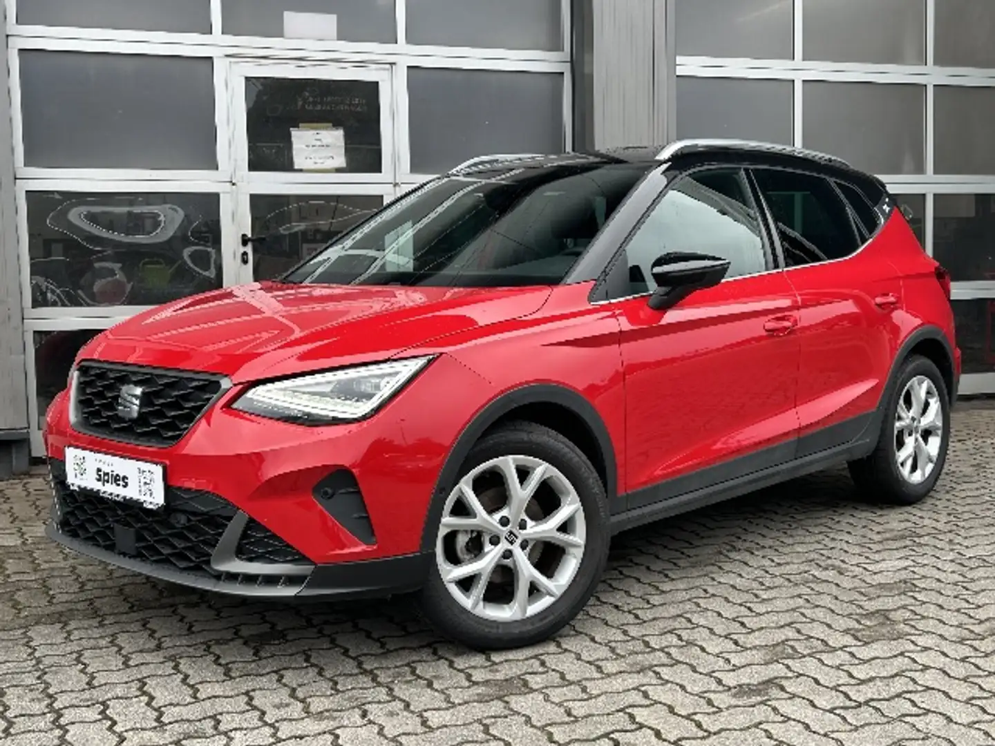 SEAT Arona FR-Line ACC Shz KeyLess Kamera Rood - 1